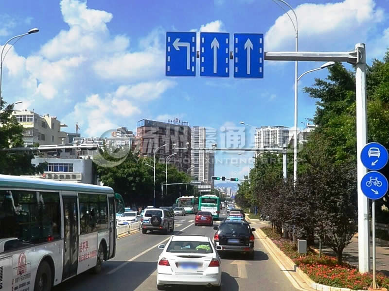BZG-007，交通標(biāo)志桿，分道標(biāo)志桿