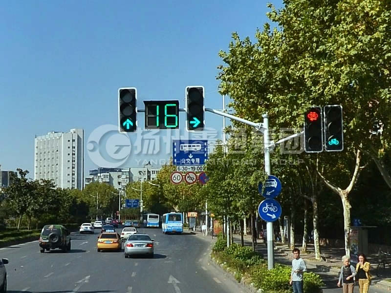 XHDG-039，燕翅信號(hào)燈桿，南京信號(hào)燈桿